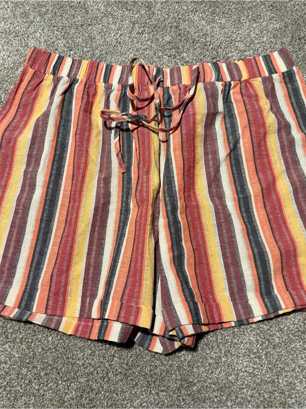 Striped Drawstring Women's Bermuda Shorts in Multicolor